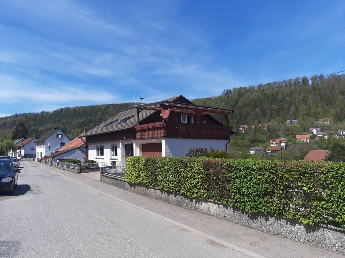 Privates Zimmer In Unterkunft Mit Glatttal Blick In Wasserschloss Nahe 索兹阿奈卡 外观 照片