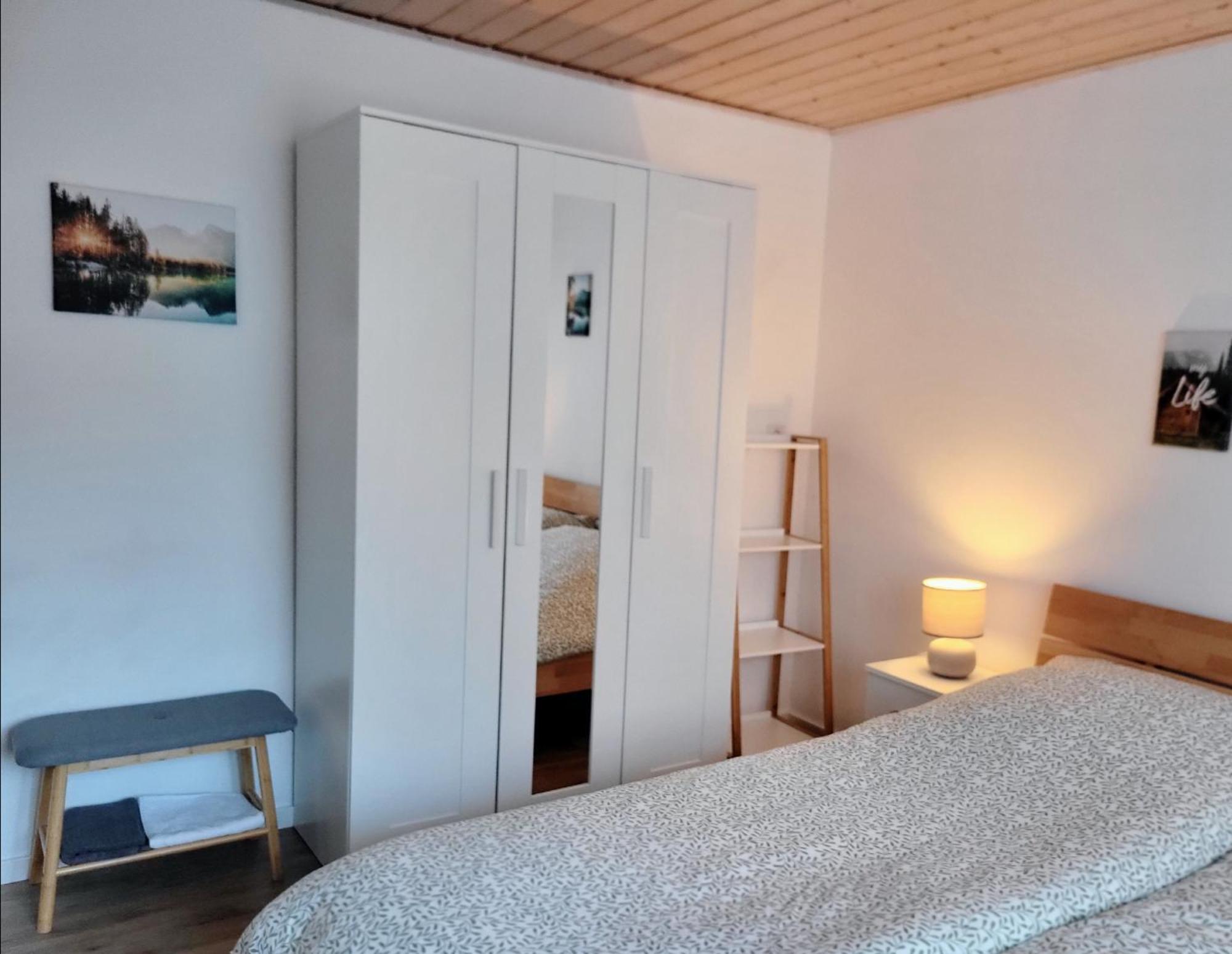 Privates Zimmer In Unterkunft Mit Glatttal Blick In Wasserschloss Nahe 索兹阿奈卡 外观 照片